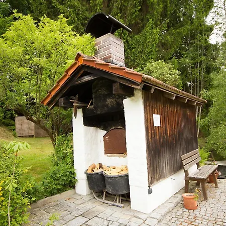 Waldstadl Oder Andrea's Woidhaisl * Arnbruck