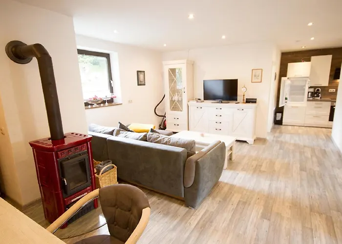 Waldstadl Oder Andrea's Woidhaisl Arnbruck